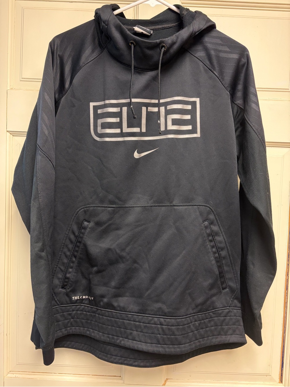 Nike Elite Men’s Therma-Fit Hoodie